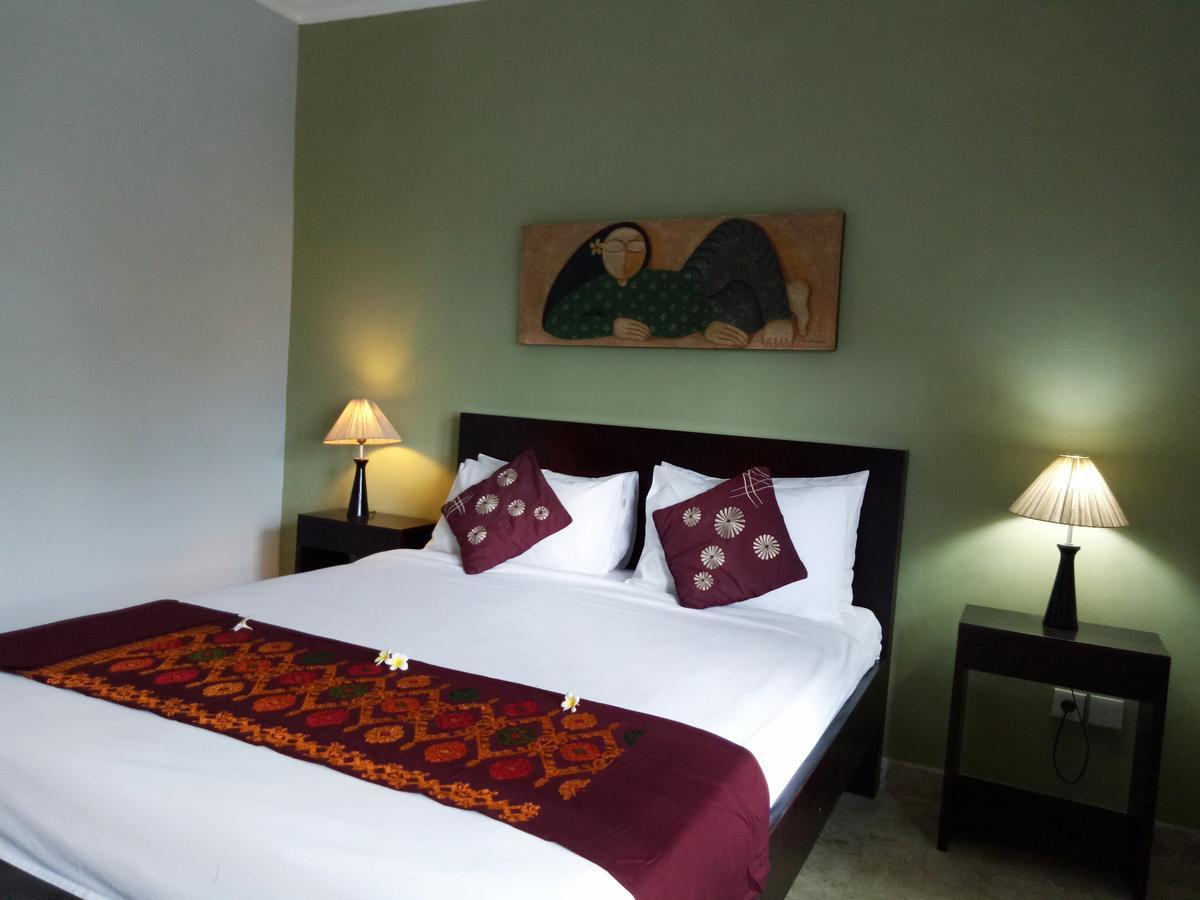 Ellies Hotel Нуса-Дуа Экстерьер фото